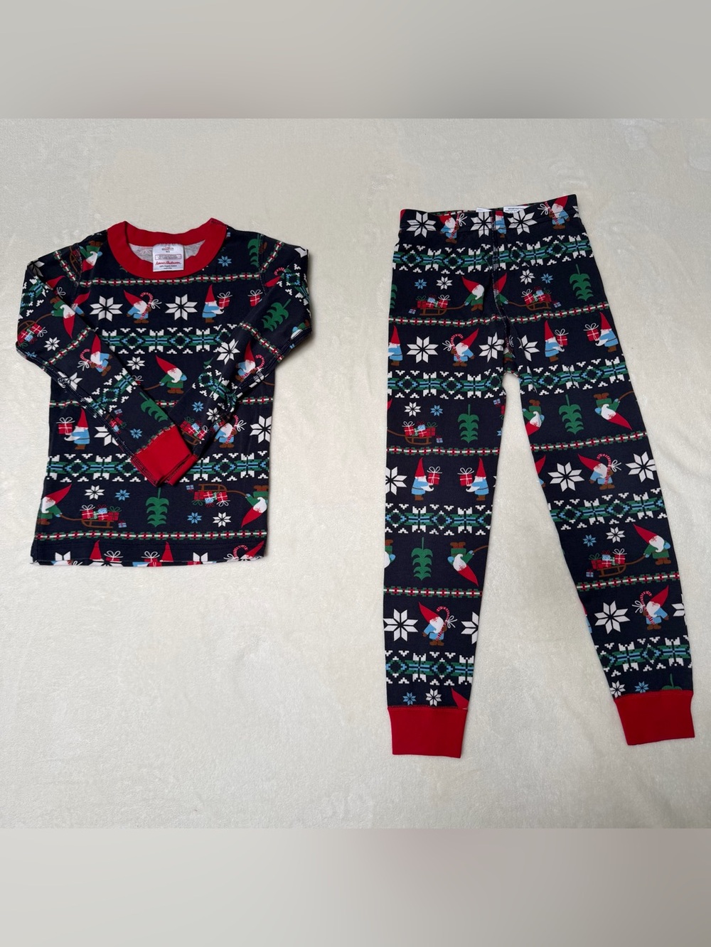 Hanna Andersson Navy Holiday Gnome Pajama Set with Red Trim